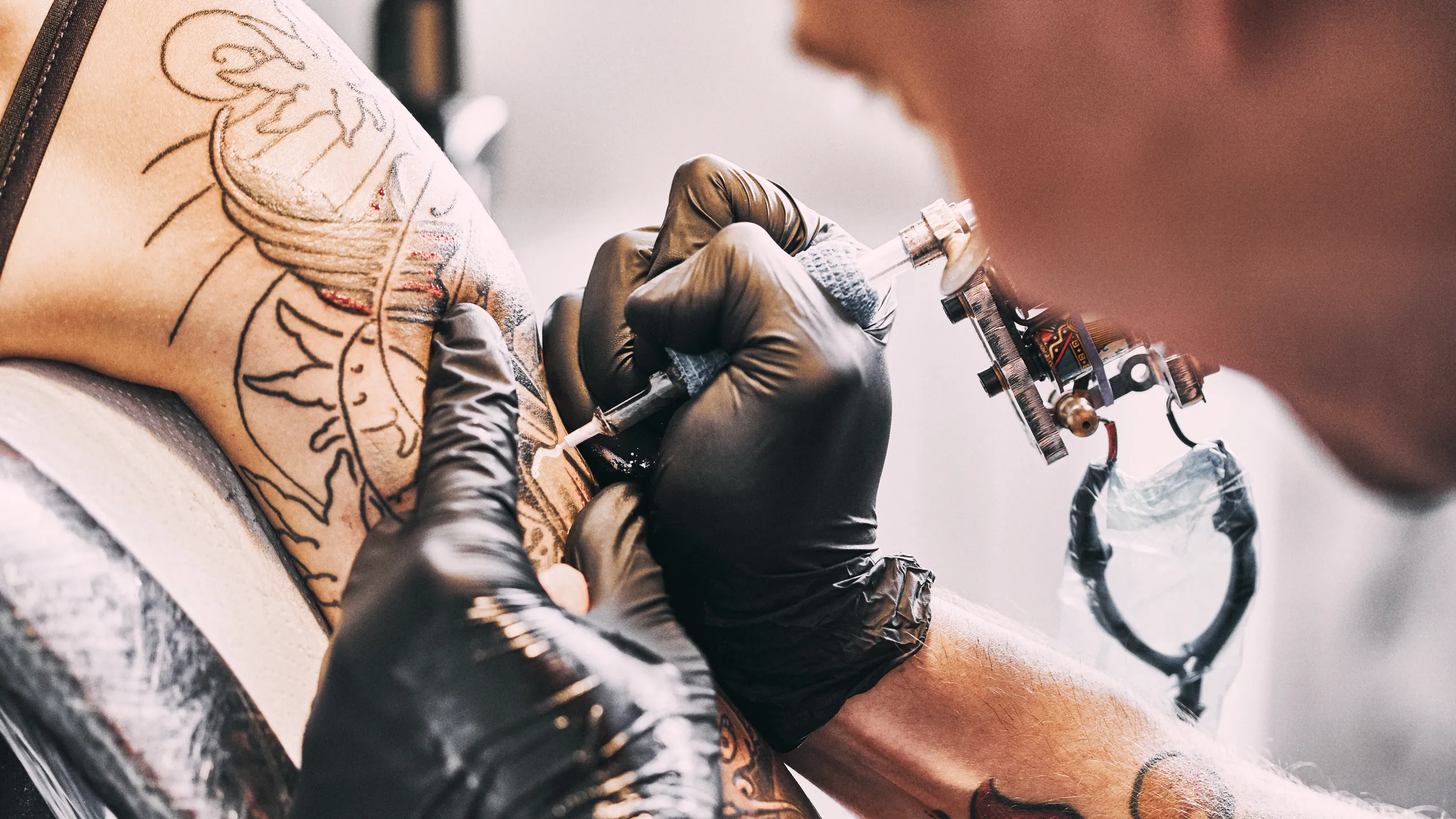 Things to keep in mind when choosing the best tattoo shop in Hanoi.